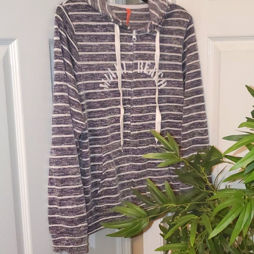 Lightweight Zip up sweater